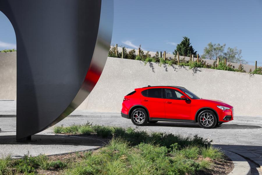 Alfa Romeo Stelvio (949) 2018 года  (AU) (фото 24 из 40)